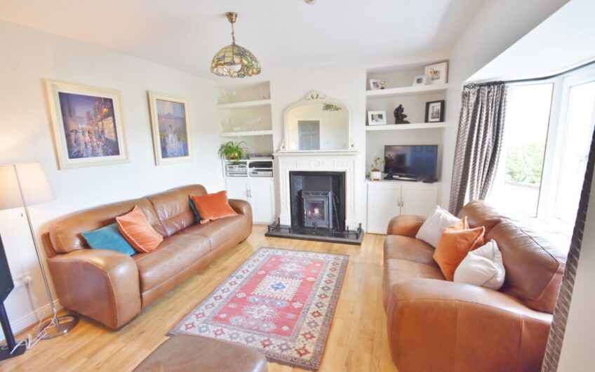 Dunlavin House, Slea Head Drive, Dingle, County Kerry. V92 ND32