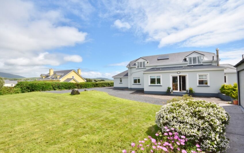 Dunlavin House, Slea Head Drive, Dingle, County Kerry. V92 ND32