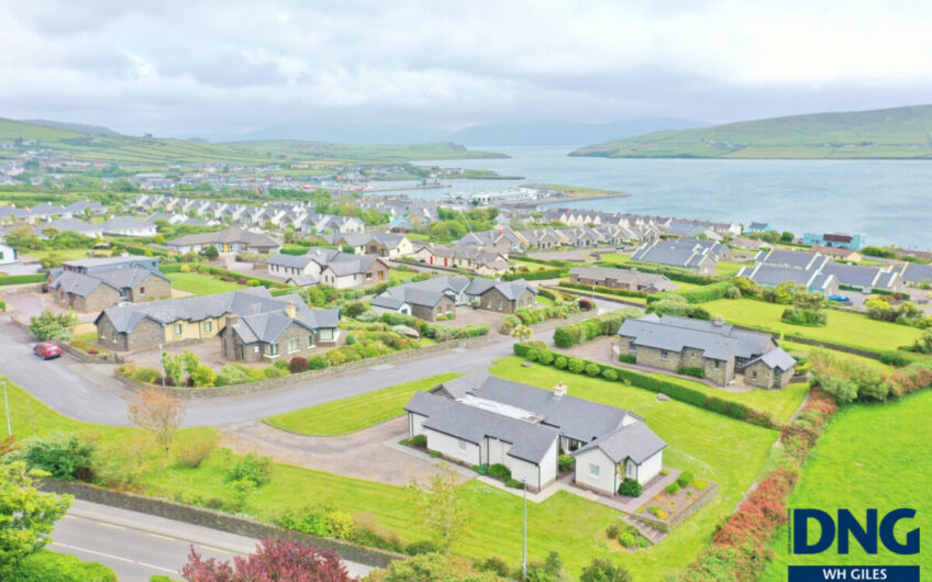 1 Bárr na Coille, Dingle, County Kerry. V92 HH98
