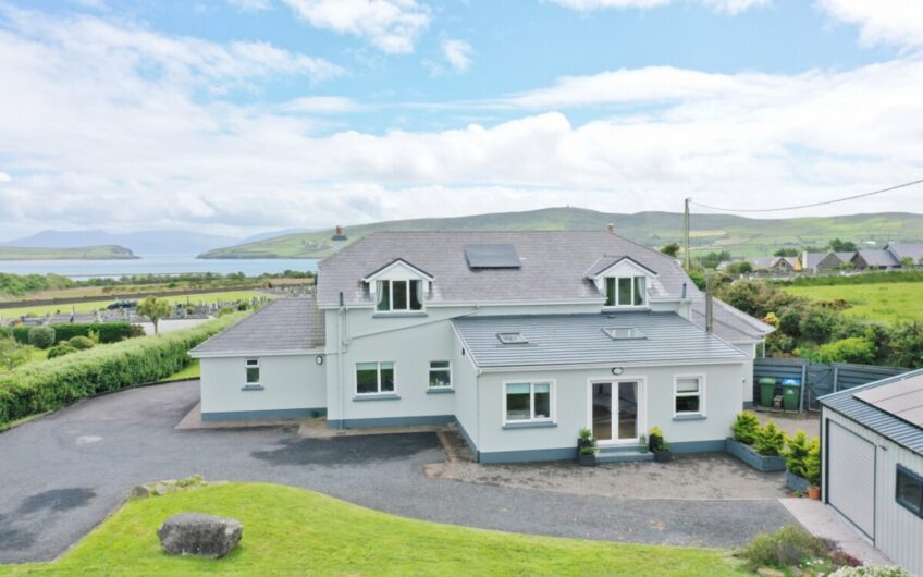 Dunlavin House, Slea Head Drive, Dingle, County Kerry. V92 ND32