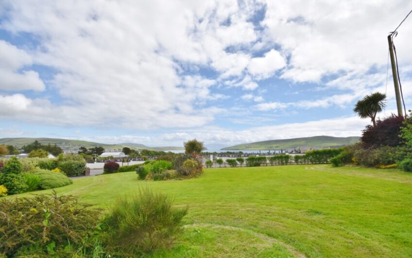 Dunlavin House, Slea Head Drive, Dingle, County Kerry. V92 ND32