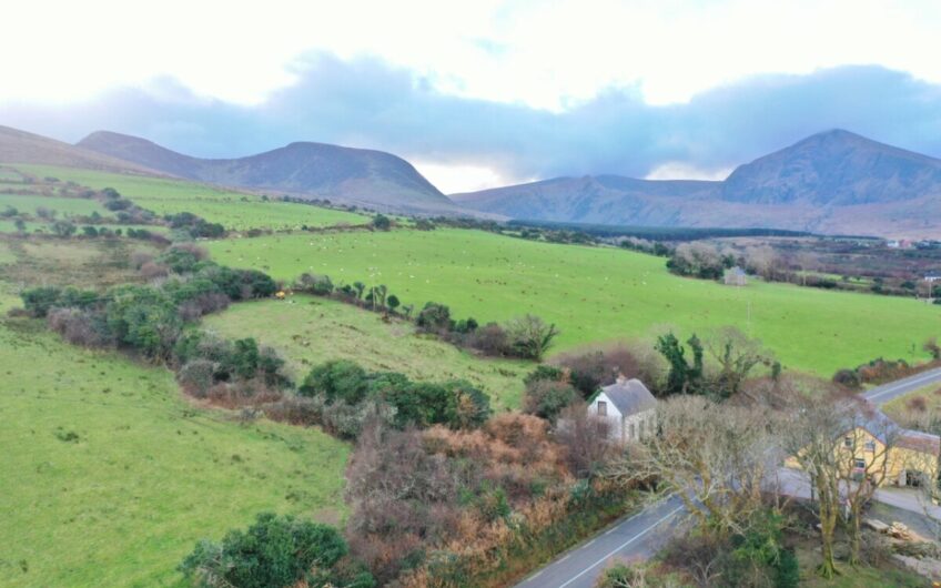 Killanoordrane, Cloghane, County Kerry. V92 K5T9
