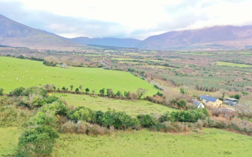Killanoordrane, Cloghane, County Kerry. V92 K5T9