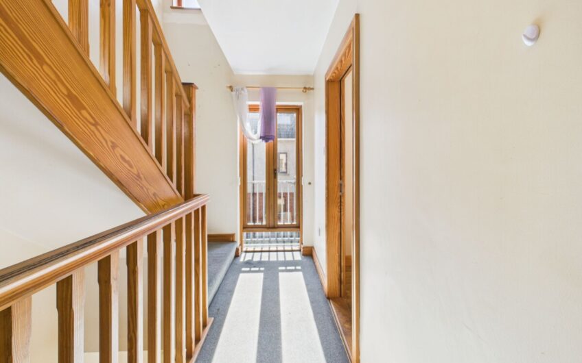 9 St John`s Court, Tralee, County Kerry. V92 RK65