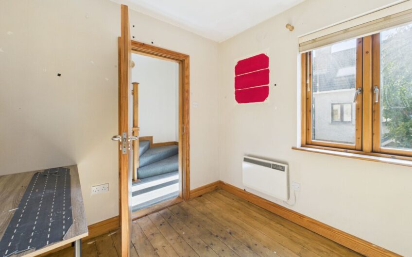9 St John`s Court, Tralee, County Kerry. V92 RK65