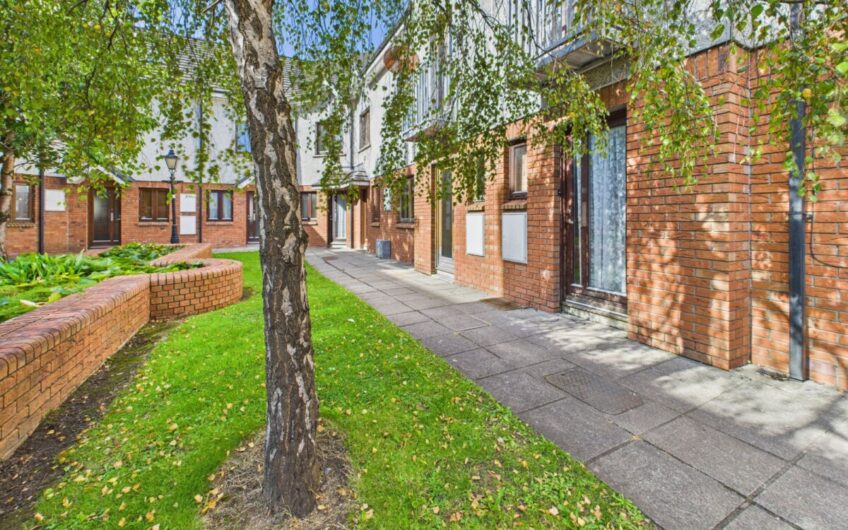 9 St John`s Court, Tralee, County Kerry. V92 RK65