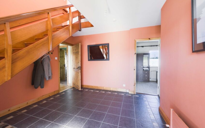 Cloosmore, Dingle, Dingle, Co. Kerry V92 H5K3