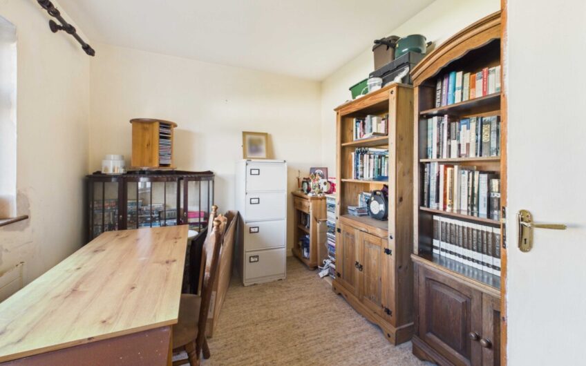 Cloosmore, Dingle, Dingle, Co. Kerry V92 H5K3