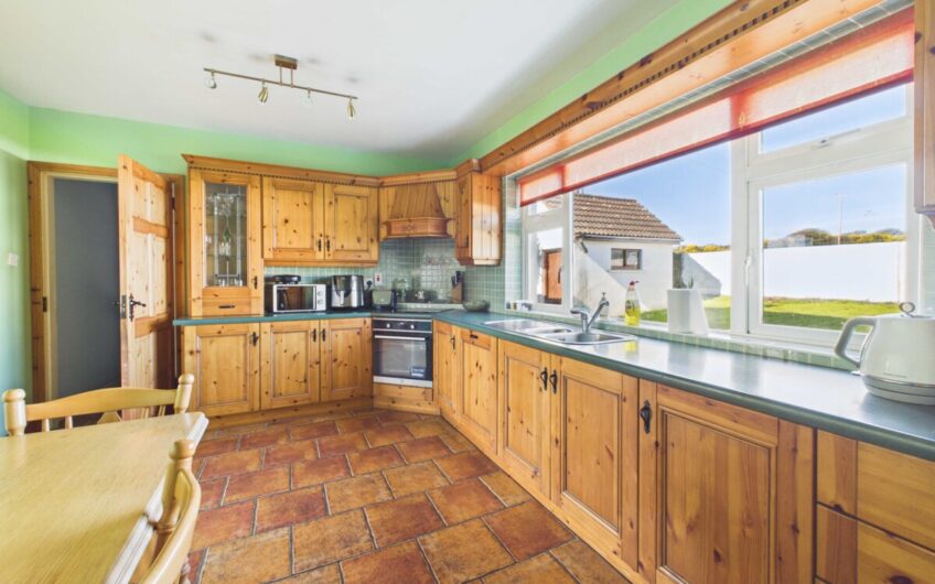 Cloosmore, Dingle, Dingle, Co. Kerry V92 H5K3