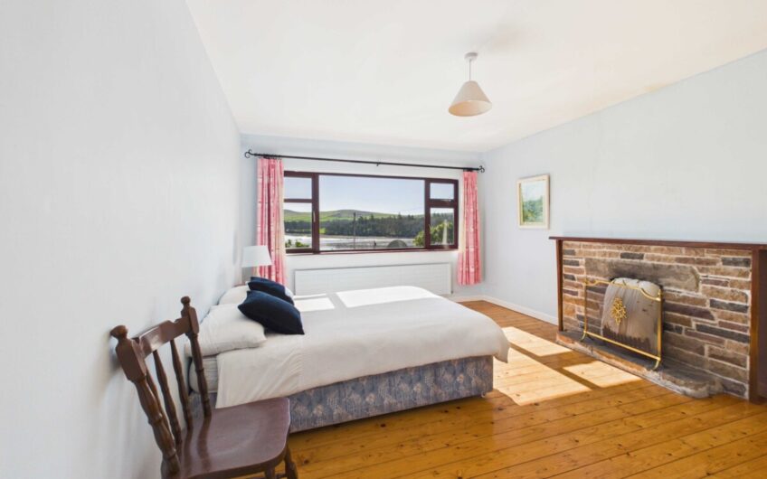 Cloosmore, Dingle, Dingle, Co. Kerry V92 H5K3