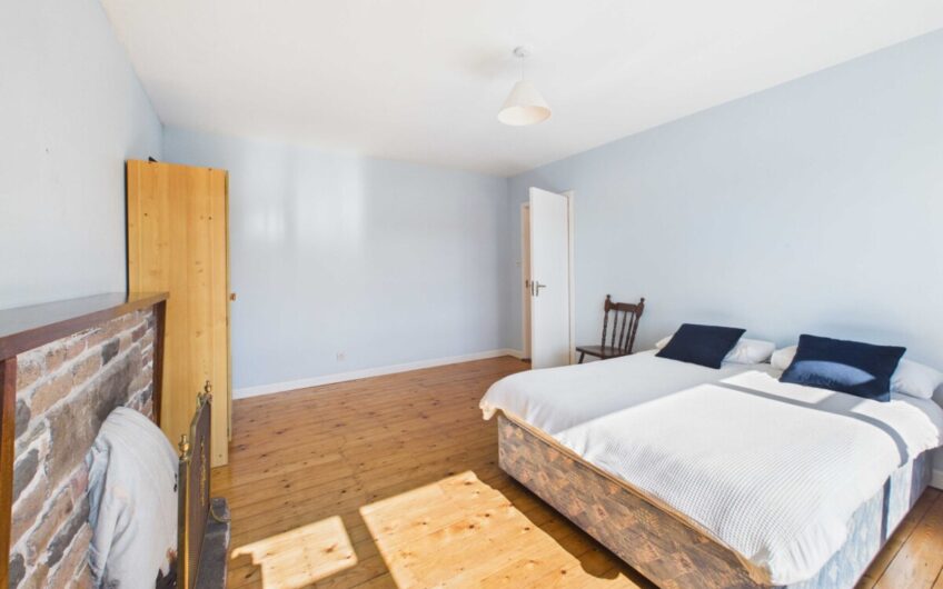 Cloosmore, Dingle, Dingle, Co. Kerry V92 H5K3