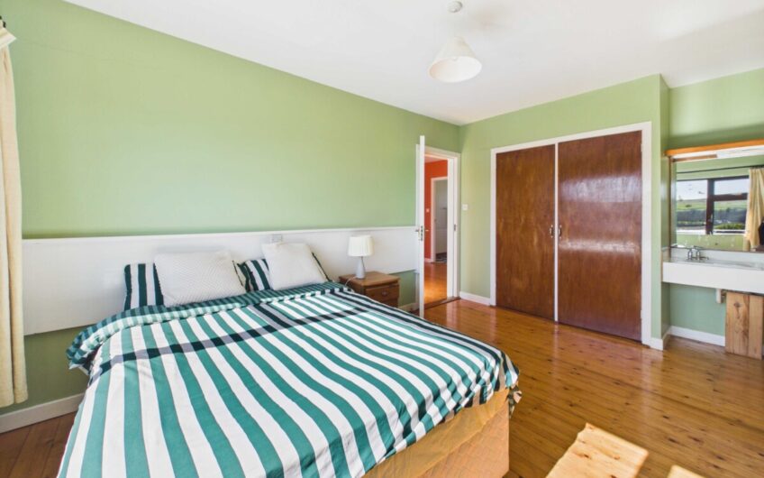 Cloosmore, Dingle, Dingle, Co. Kerry V92 H5K3