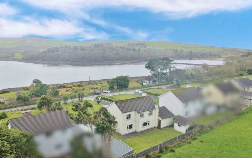 Cloosmore, Dingle, Dingle, Co. Kerry V92 H5K3